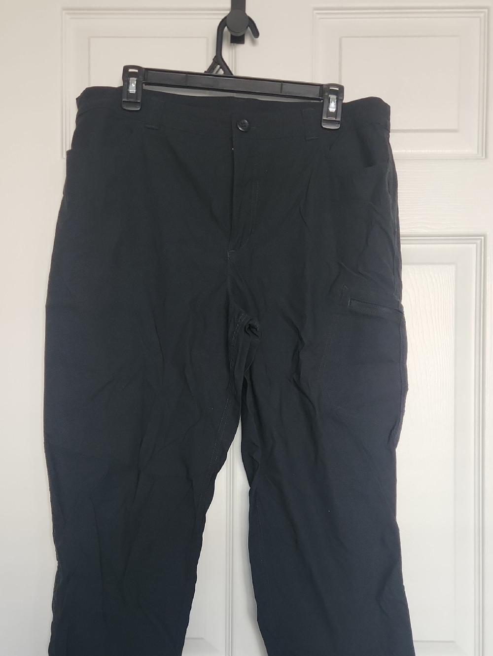 Eddie Bauer Black Women's Cropped Pants
